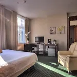 Le Monte-cristo Hotel 3*