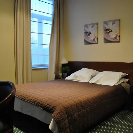 Le Monte-cristo Hotel