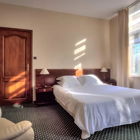 Otel Le Monte-cristo 3*