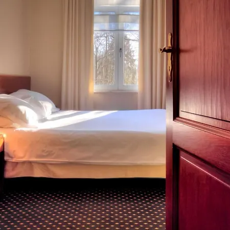 Le Monte-cristo Hotel