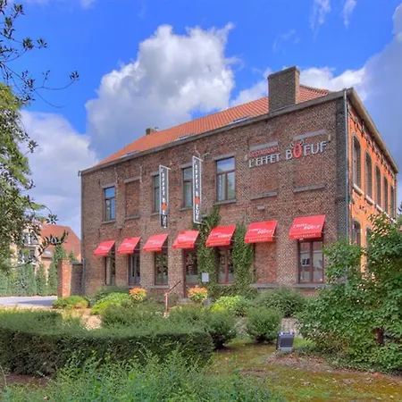 Le Monte Cristo Hotel